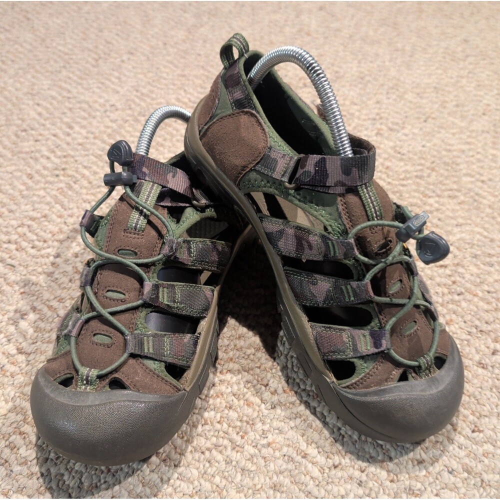 KEEN Newport H2 Sandals Mens 7 Green Camo Sport Hiking Trail Gorpcore